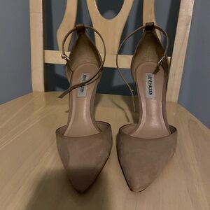 Steve Madden Tan Ankle Strap Heels